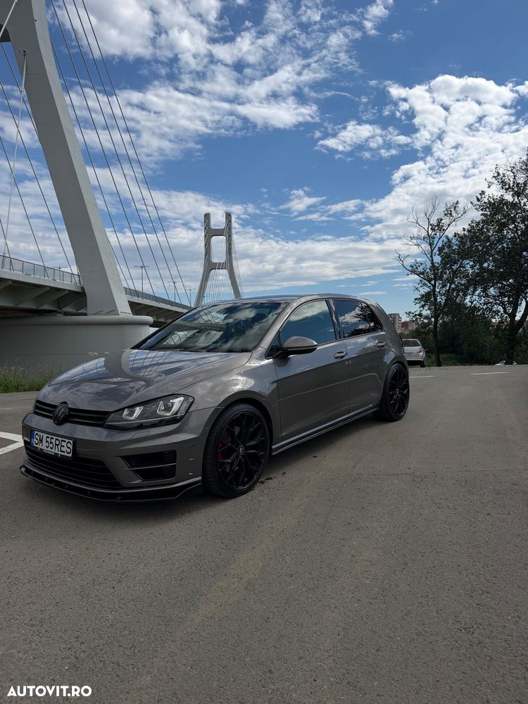 Volkswagen Golf - 9