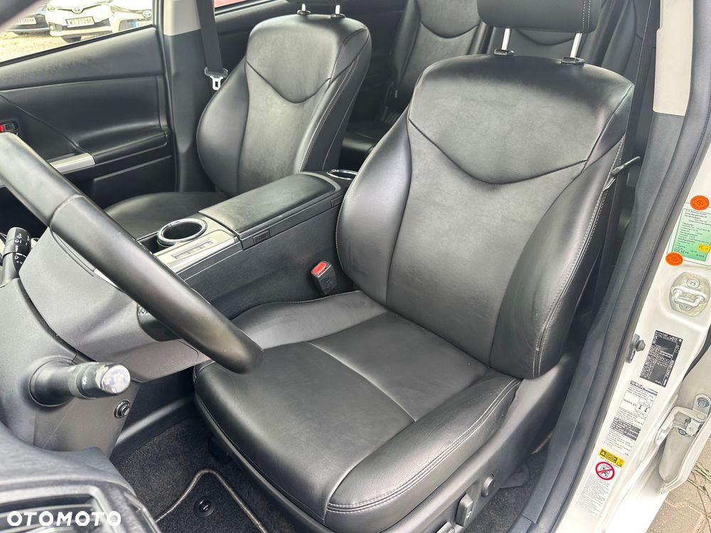Toyota Prius+ (Hybrid) Executive - 22