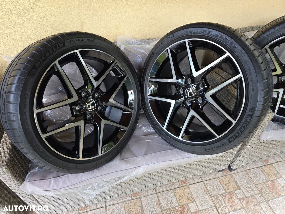Honda Civic 2.0 e:HEV E-CVT Advance - 32