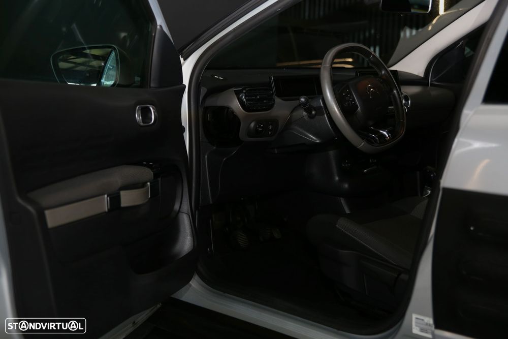 Citroën C4 Cactus 1.2 PureTech Shine Ed.Moonlight - 13