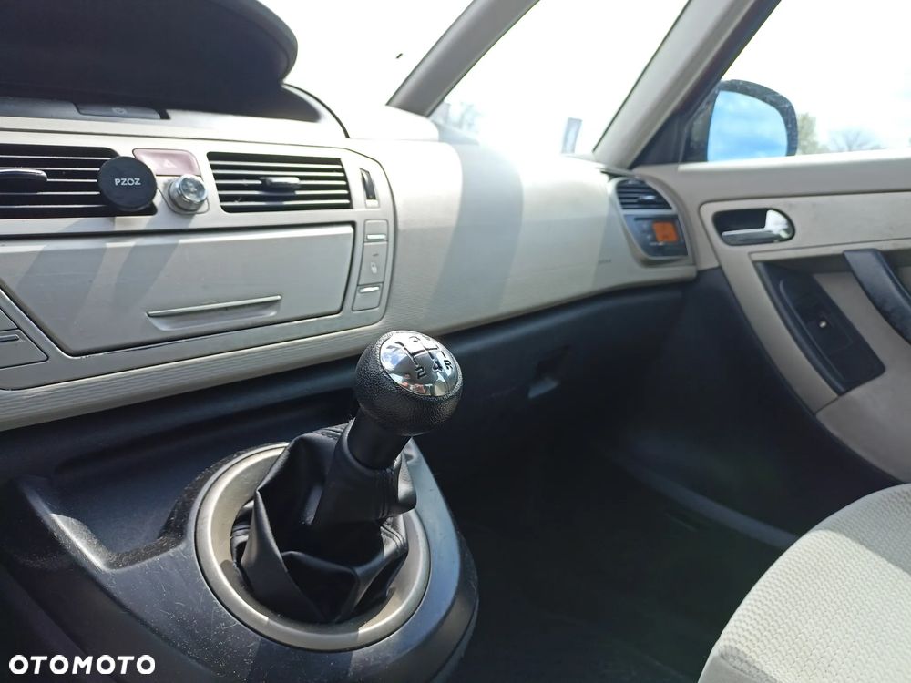 Citroën C4 Picasso - 11