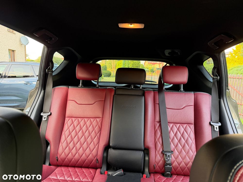 Toyota RAV4 - 23