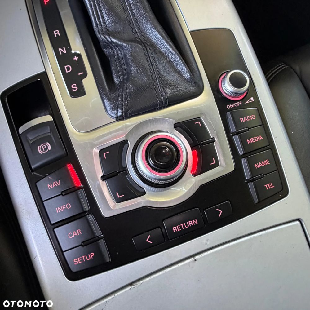Audi A6 Limousine 3.0 TDI DPF quattro tiptronic - 16
