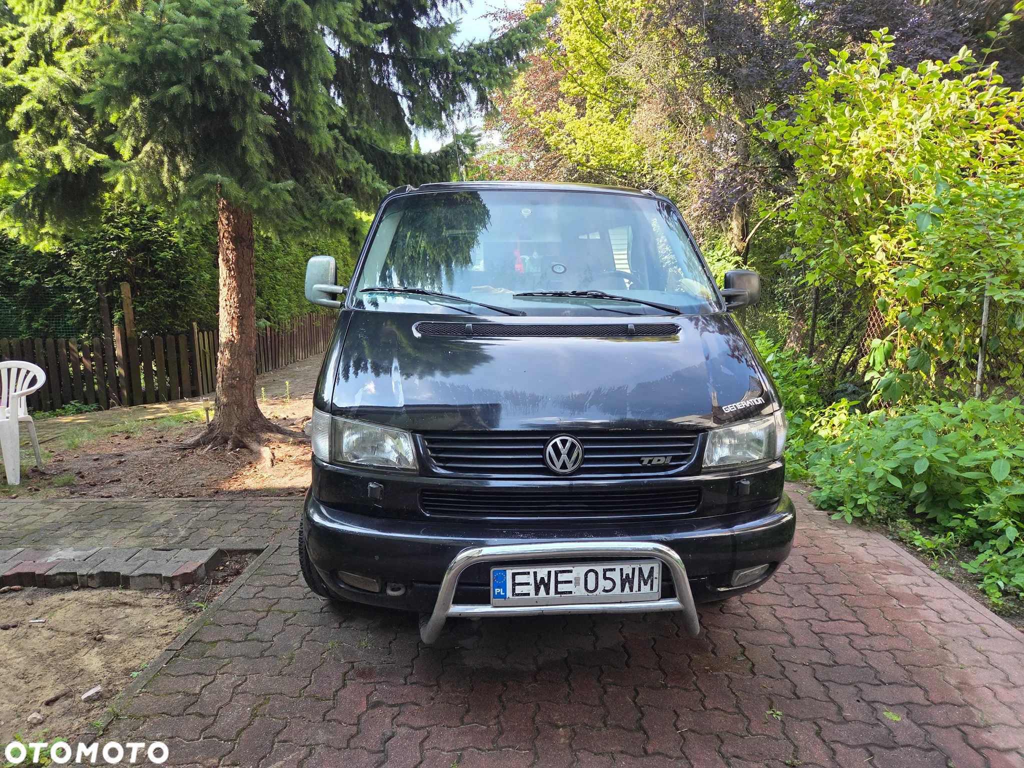 Volkswagen Caravelle - 1