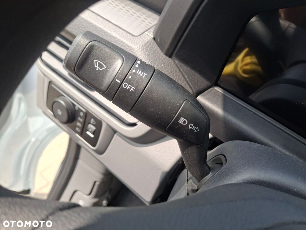 Volkswagen Transporter Furgon 2.0 TDI 150 KM automat - 35