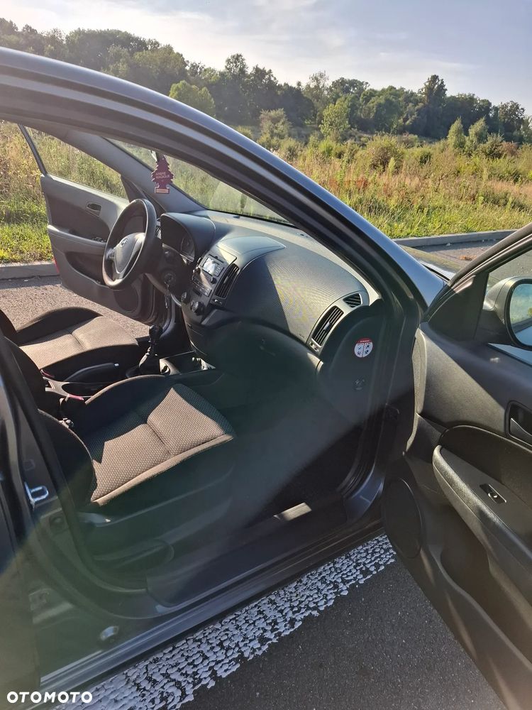 Hyundai i30 1.4 Classic - 8