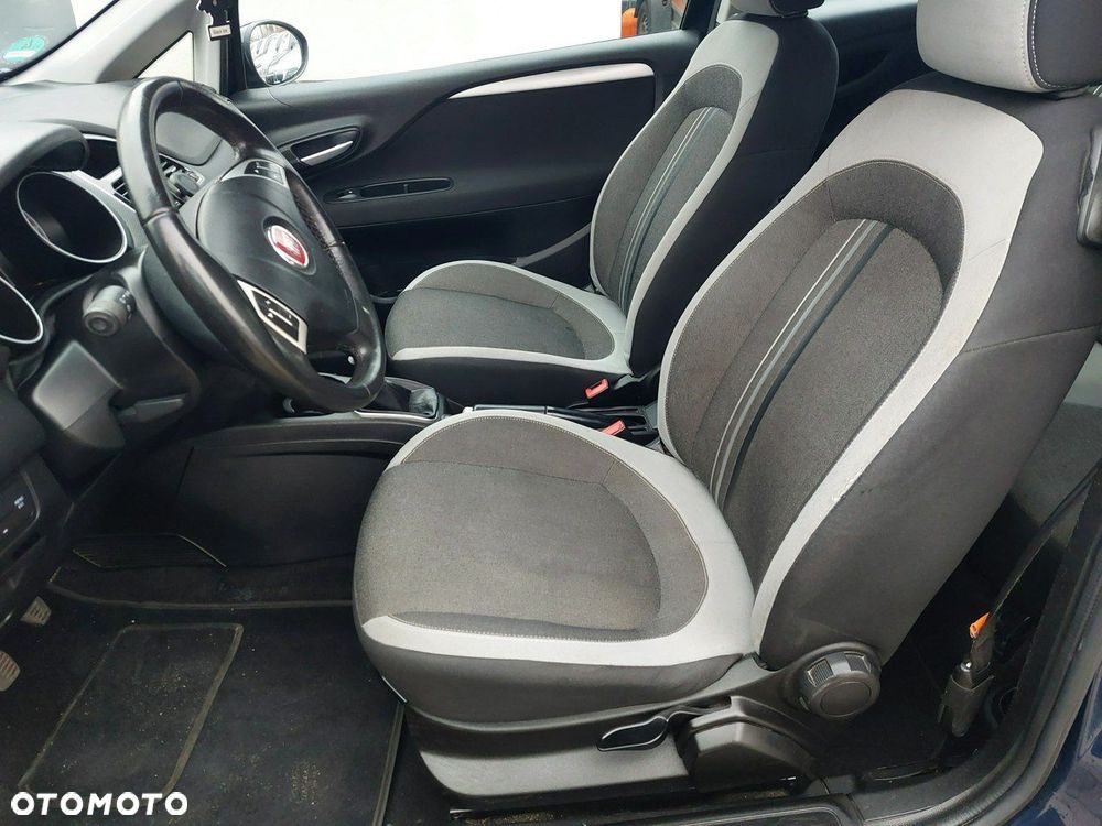 Fiat Punto 2012 - 12