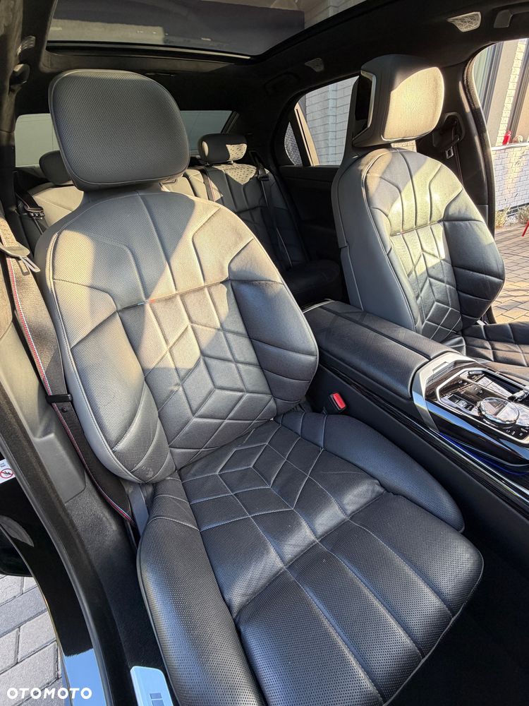 BMW Seria 7 - 5