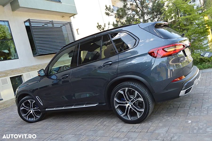 BMW X5 xDrive30d - 27