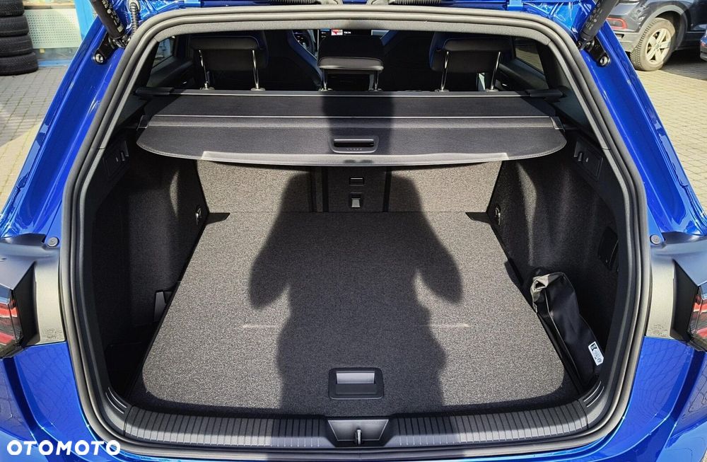 Volkswagen Golf - 24