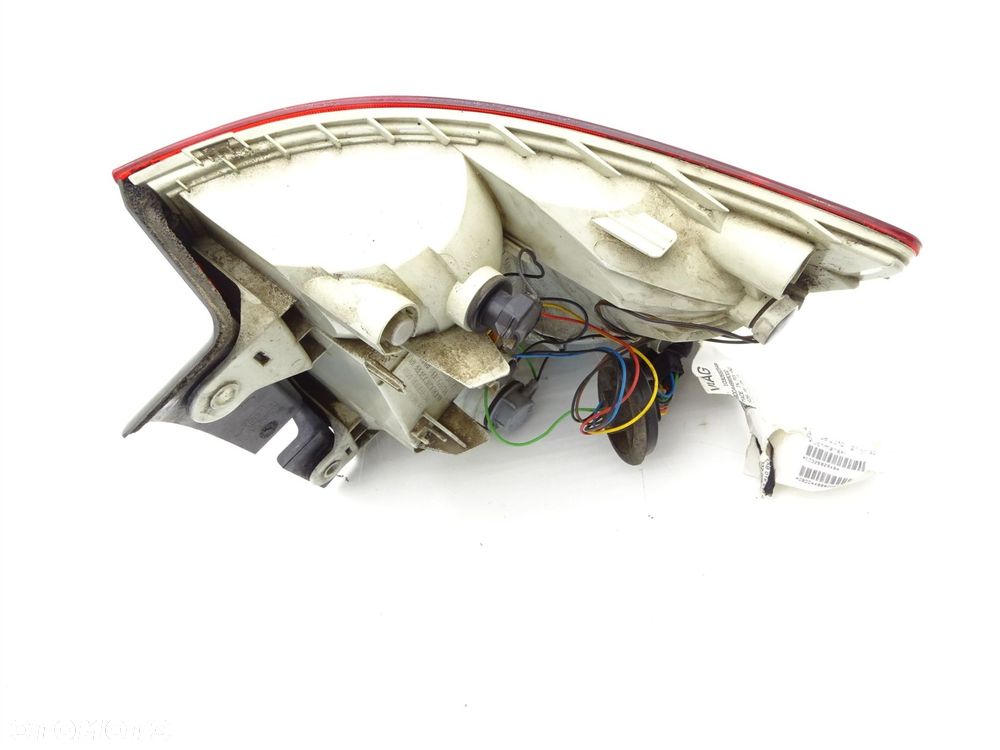 Lampa lewy tył tylna lewa kombi 3t9945095 skoda superb ii - 5
