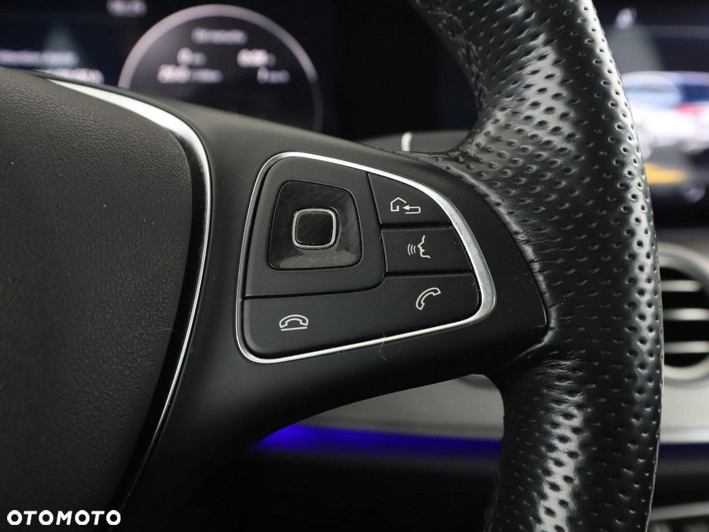 Mercedes-Benz Klasa E 250 9G-TRONIC Avantgarde - 31