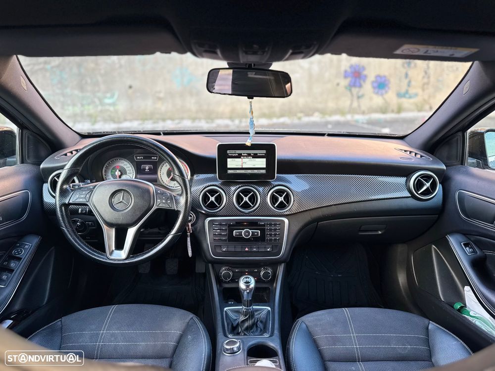 Mercedes-Benz A 180 - 9