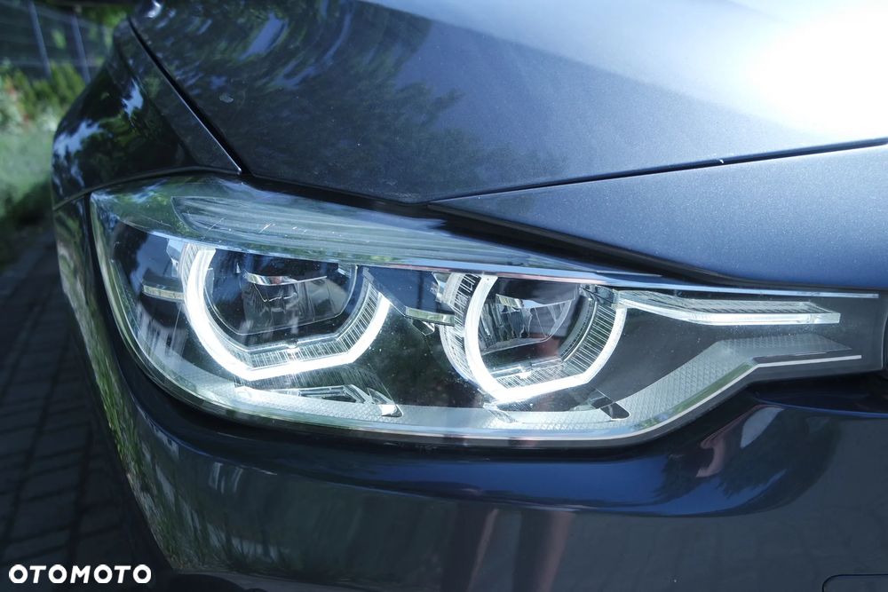 BMW Seria 3 318d Luxury Line - 4