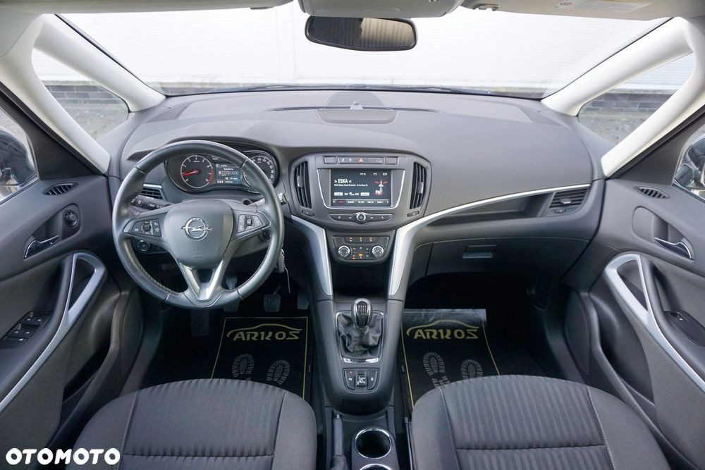 Opel Zafira 1.4 T Cosmo EU6 - 2