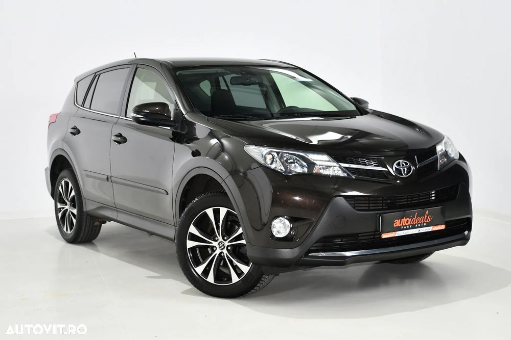 Toyota RAV4 2.0 D-4D 2WD Executive - 1