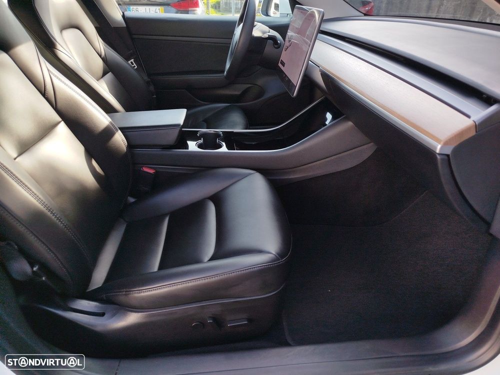 Tesla Model 3 Standard Range Plus RWD - 14