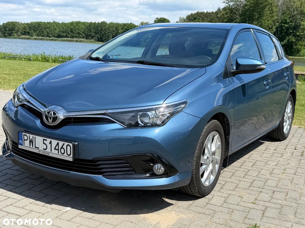 Toyota Auris 1.6 Premium Comfort - 1