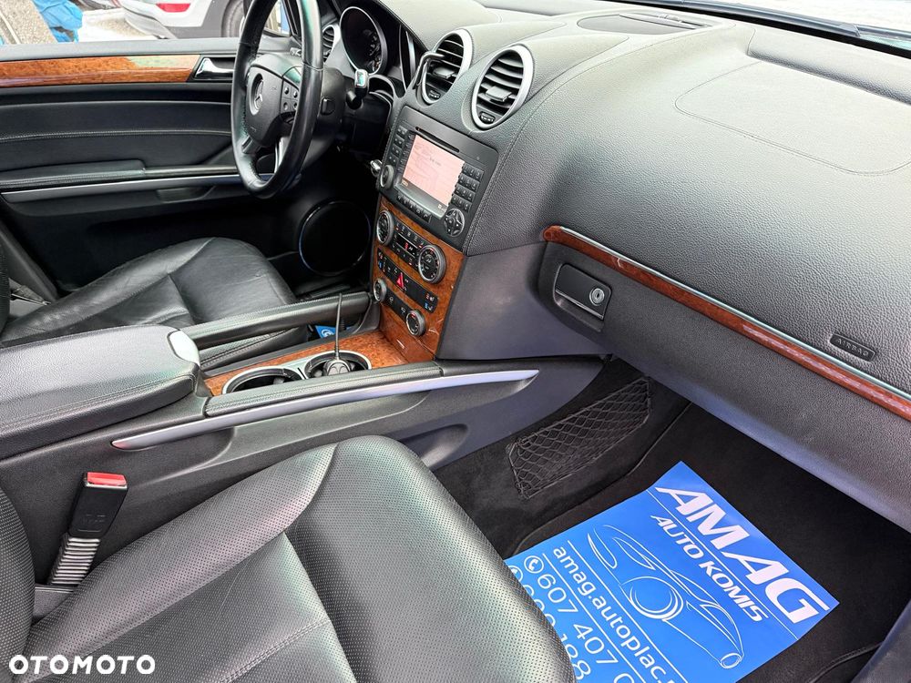 Mercedes-Benz GL 320 CDI 4Matic 7G-TRONIC - 17