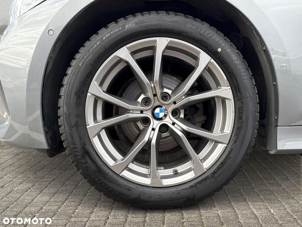 BMW Seria 3 318d - 4