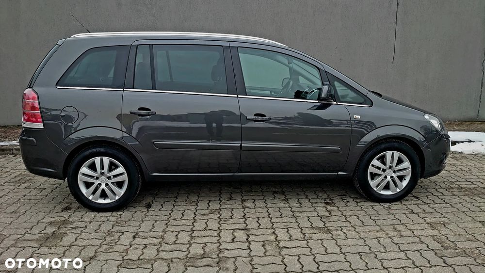 Opel Zafira 1.8 Edition Plus - 2