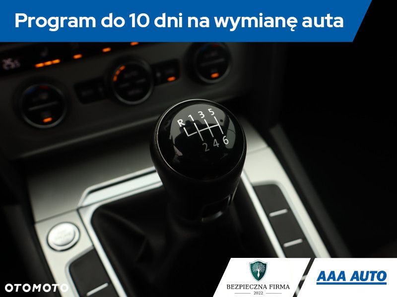 Volkswagen Passat Variant - 20