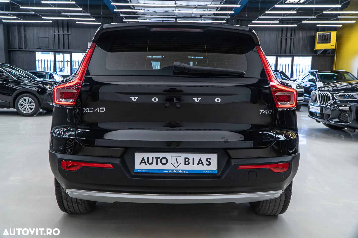 Volvo XC 40 T4 AWD Geartronic Inscription - 26