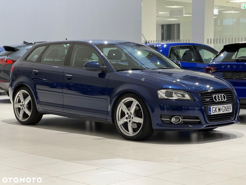 Audi A3 Sportback 2.0 TDI DPF Quattro Ambition - 3