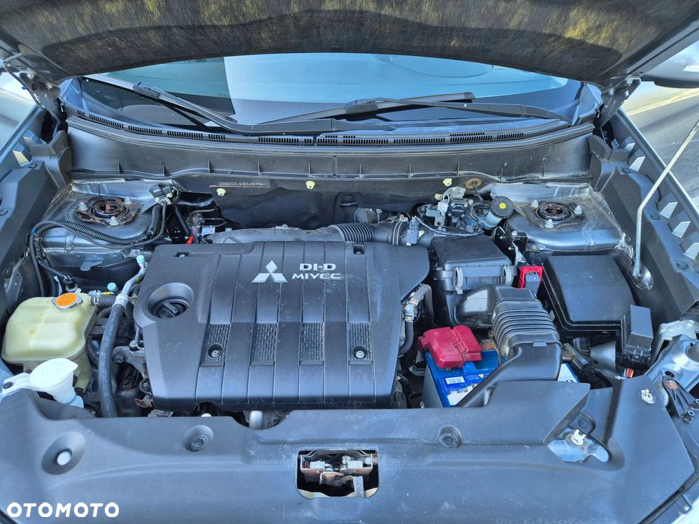 Mitsubishi ASX 1.8 DI-D 4WD Intense - 17