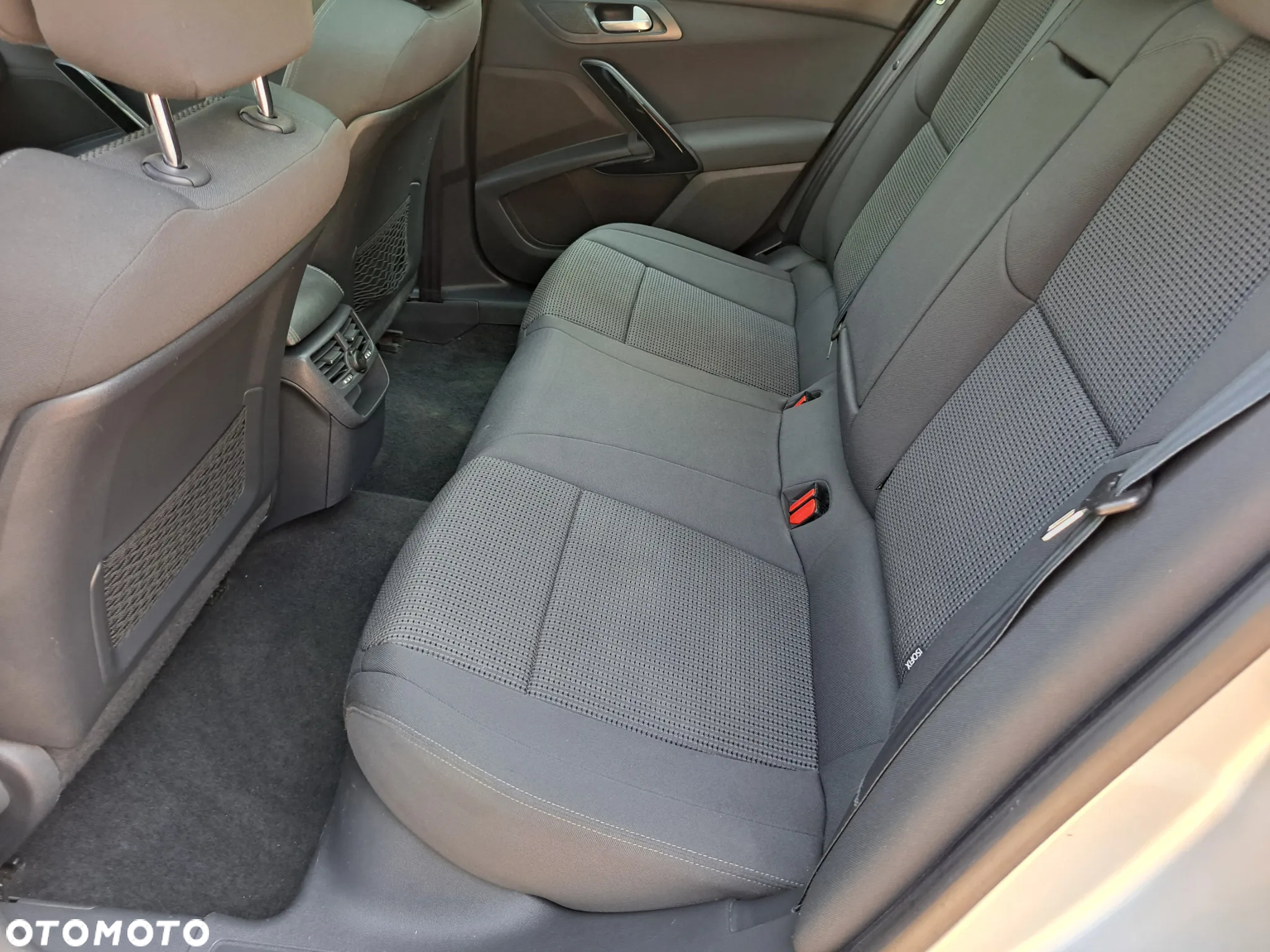 Peugeot 508 SW HDi FAP 160 Allure - 8