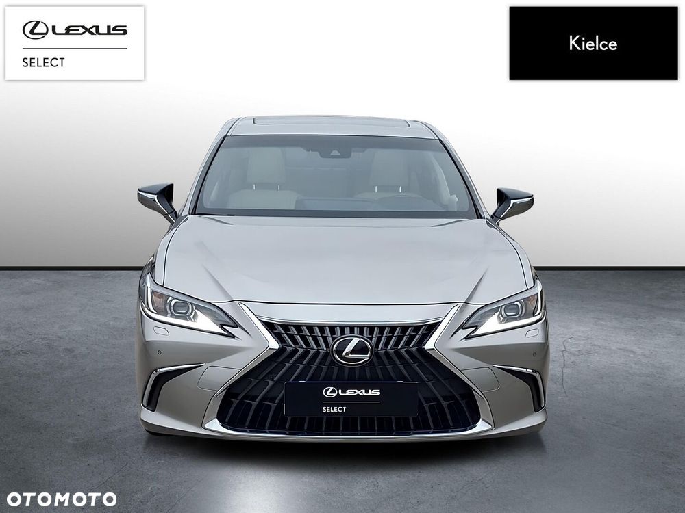 Lexus ES 300h Business Edition - 9