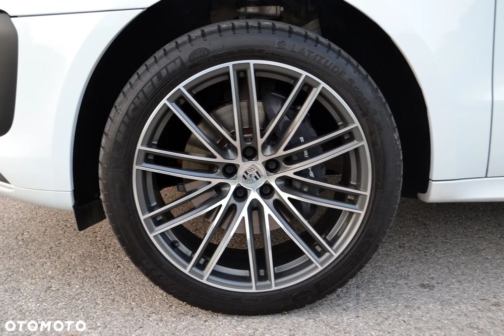 Porsche Macan - 21