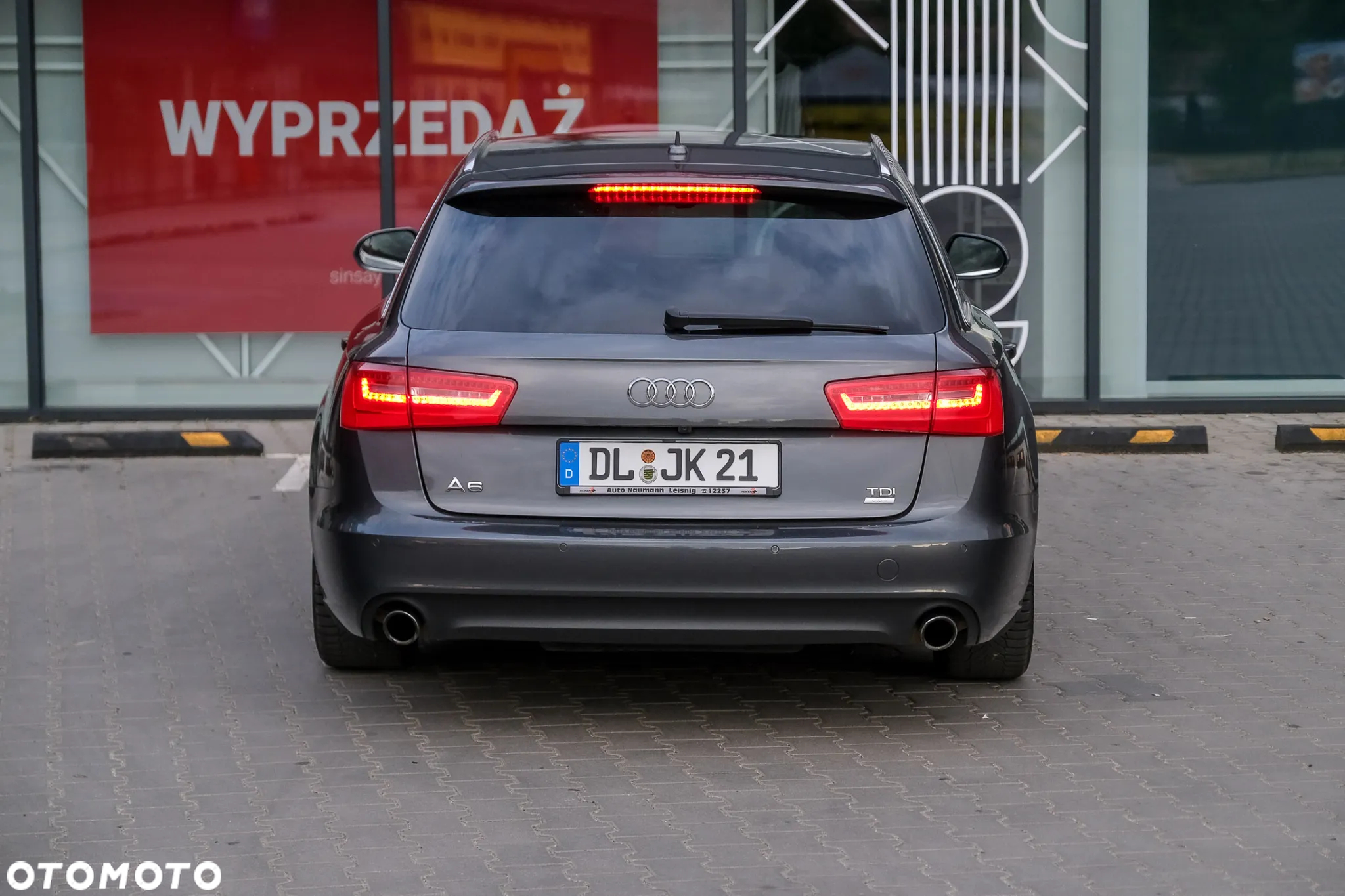 Audi A6 - 12