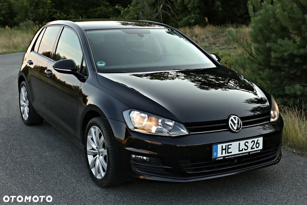Volkswagen Golf 1.6 TDI BlueMotion Technology Cup - 17