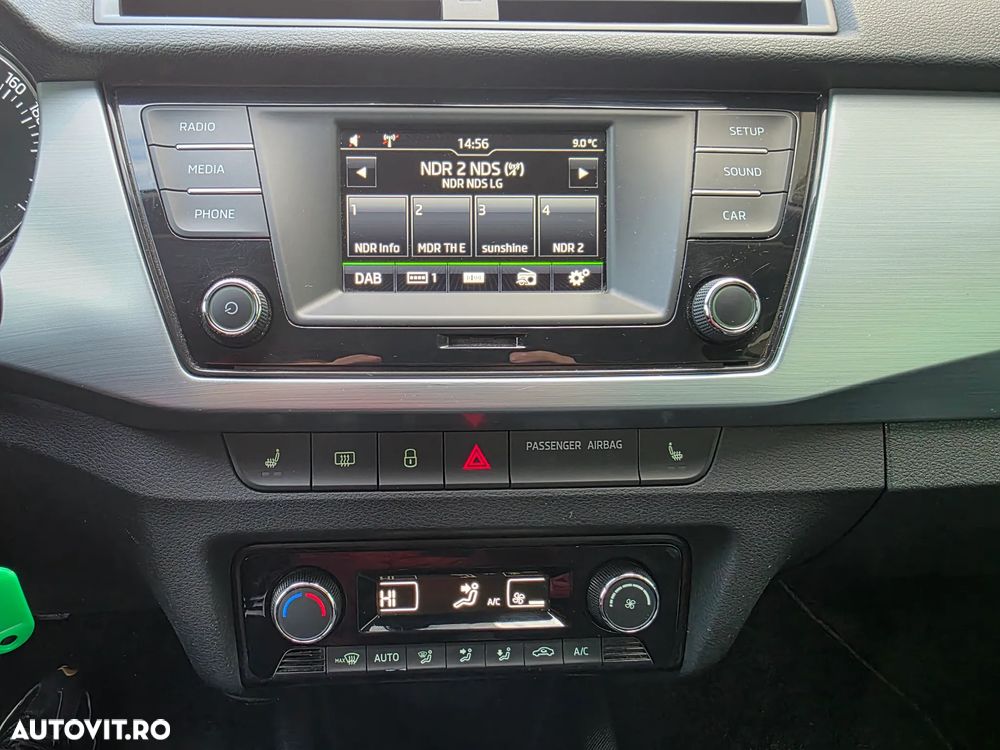 Skoda Fabia 1.0 MPI Cool Edition Red & Grey - 18