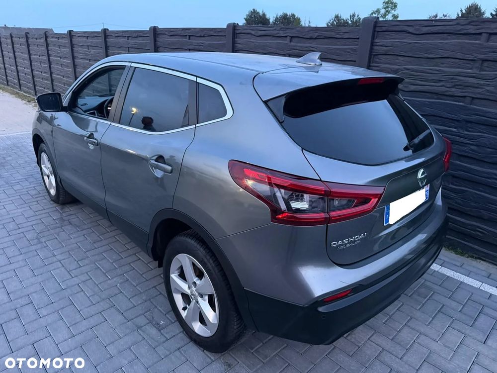Nissan Qashqai 1.6 DCi Xtronic N-Connecta - 27