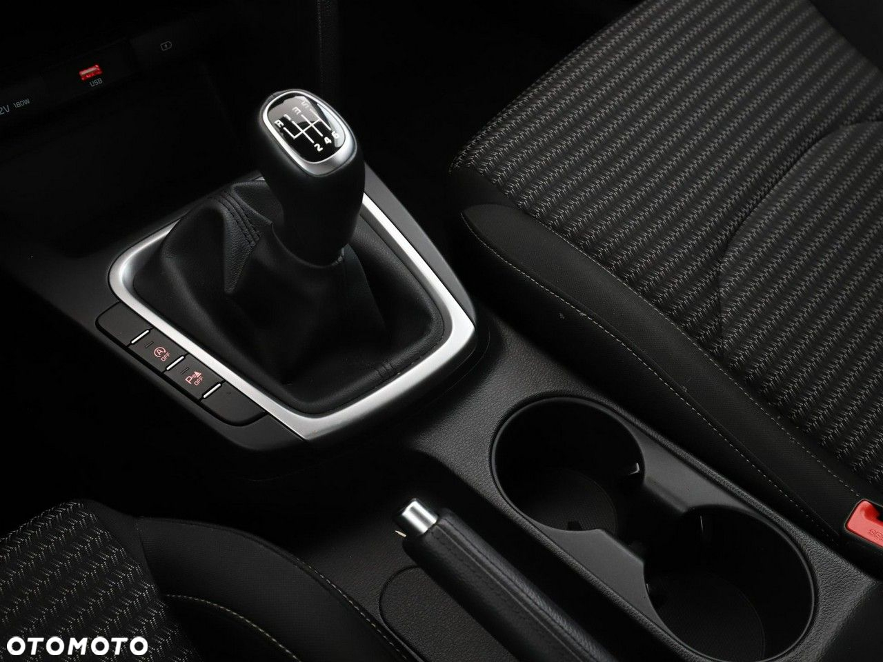 Kia XCeed 1.5 T-GDI XL - 27