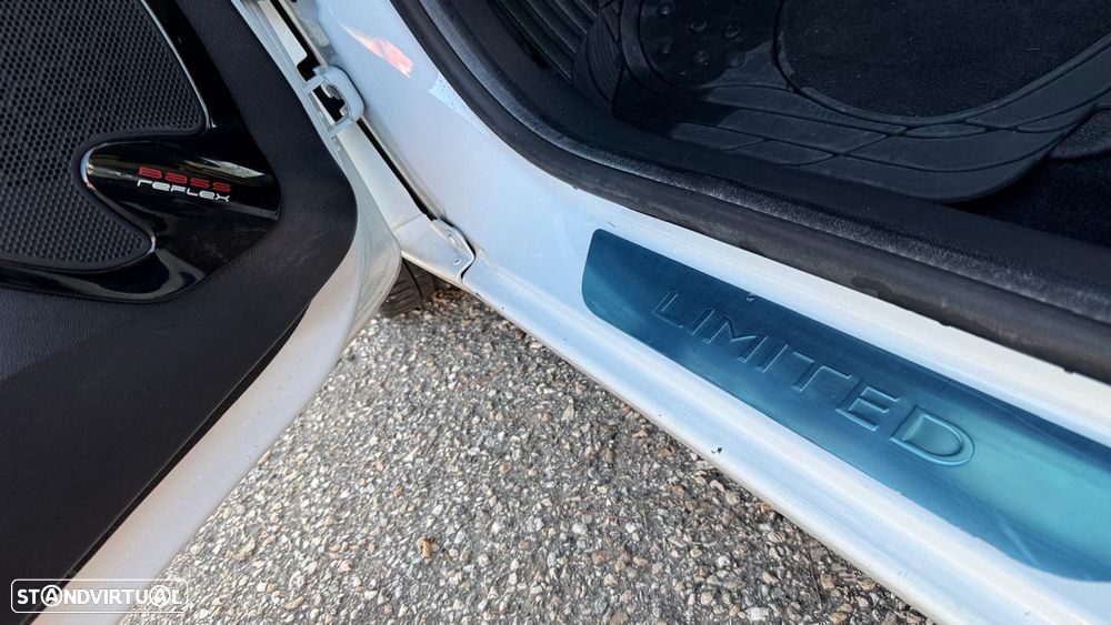 Renault Clio Sport Tourer 0.9 TCE Limited - 11