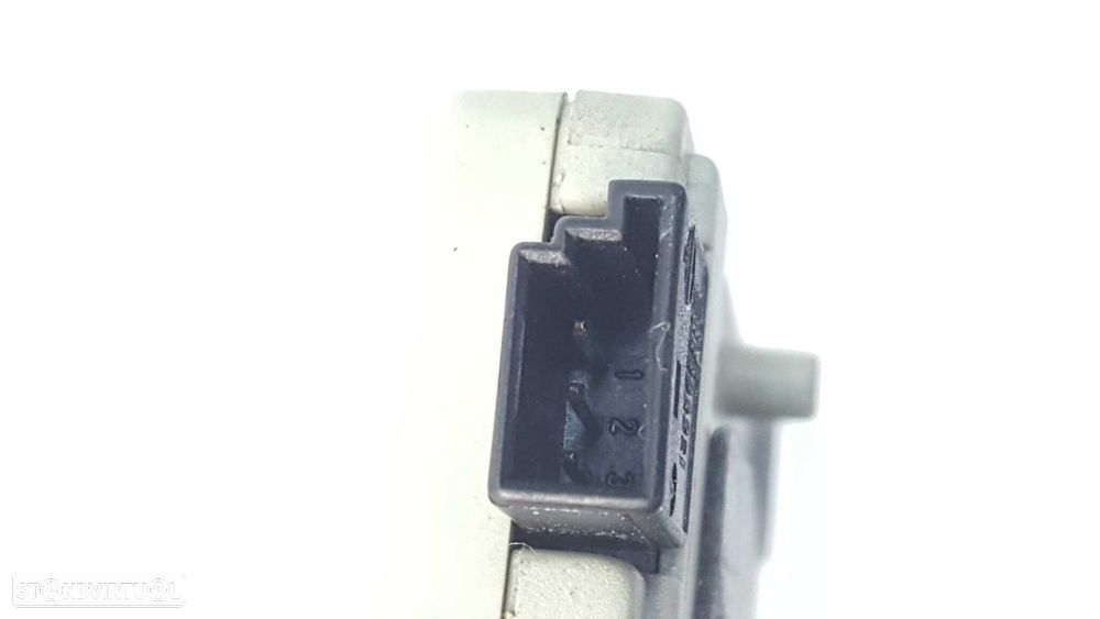 AMPLIFICADOR DE ANTENA BMW X5 (E53) 4.4I AUTOMáTICO - 2