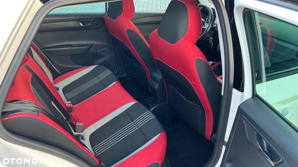 Skoda Fabia 1.0 TSI Monte Carlo - 29