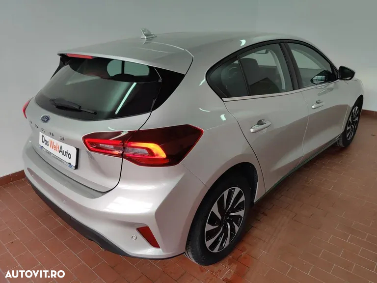 Ford Focus 1.0 EcoBoost Titanium - 6