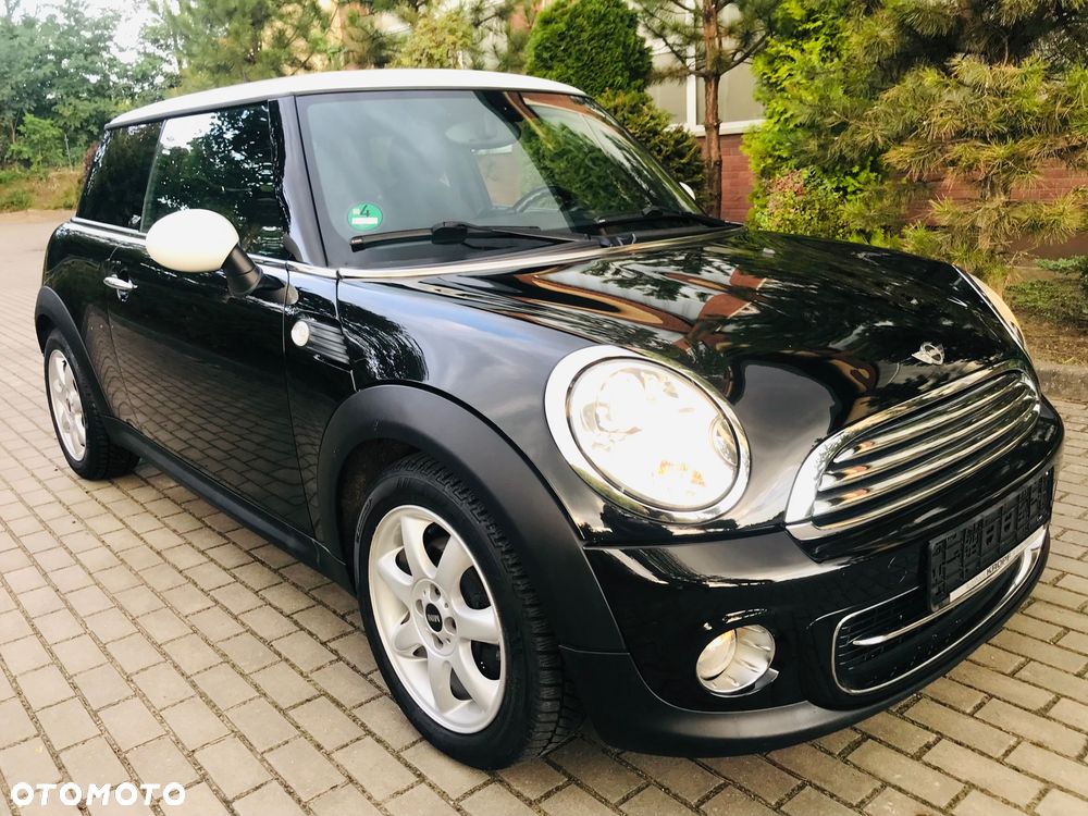 MINI Cooper Standard - 1