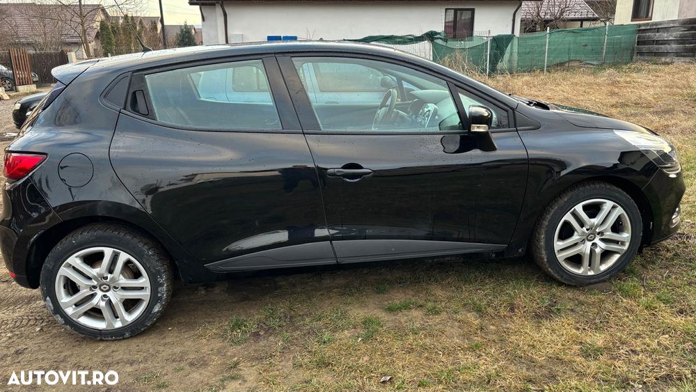 Renault Clio 1.2 Life - 10