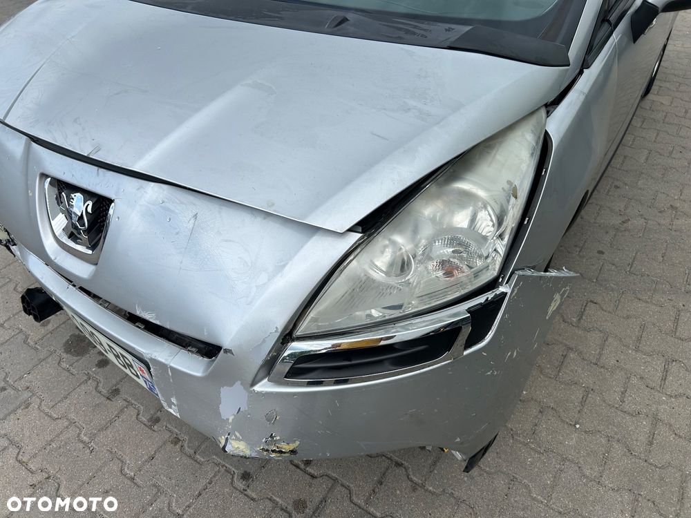 Peugeot 5008 - 16