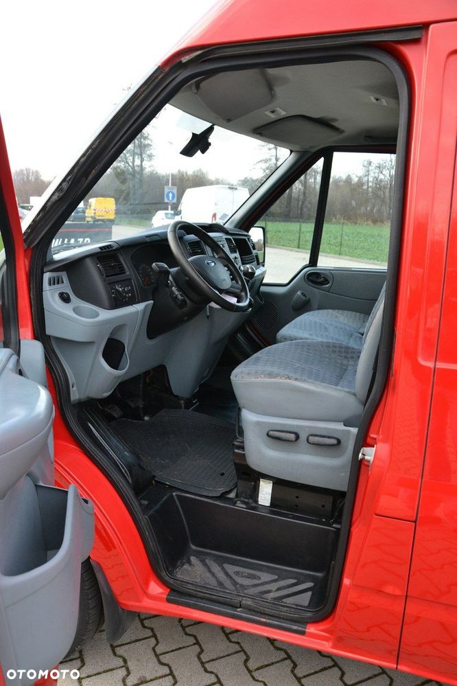 Ford Transit - 14