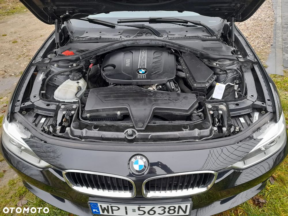 BMW Seria 3 316d Sport Line Shadow - 23