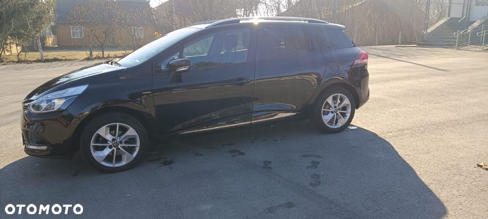 Renault Clio 1.2 16V 75 LIMITED - 17