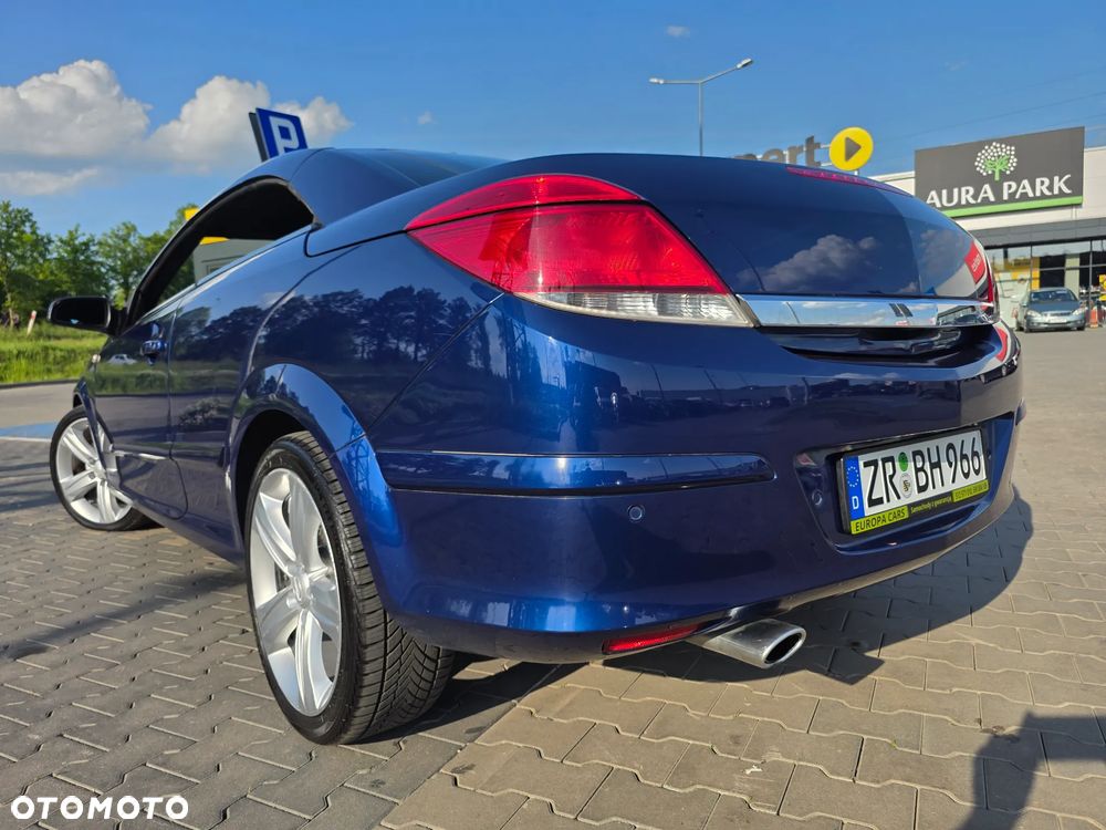 Opel Astra 1.8 Automatik Cosmo - 6