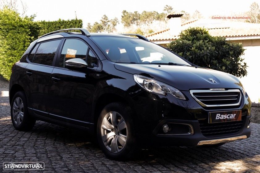 Peugeot 2008 1.2 PureTech Style - 4