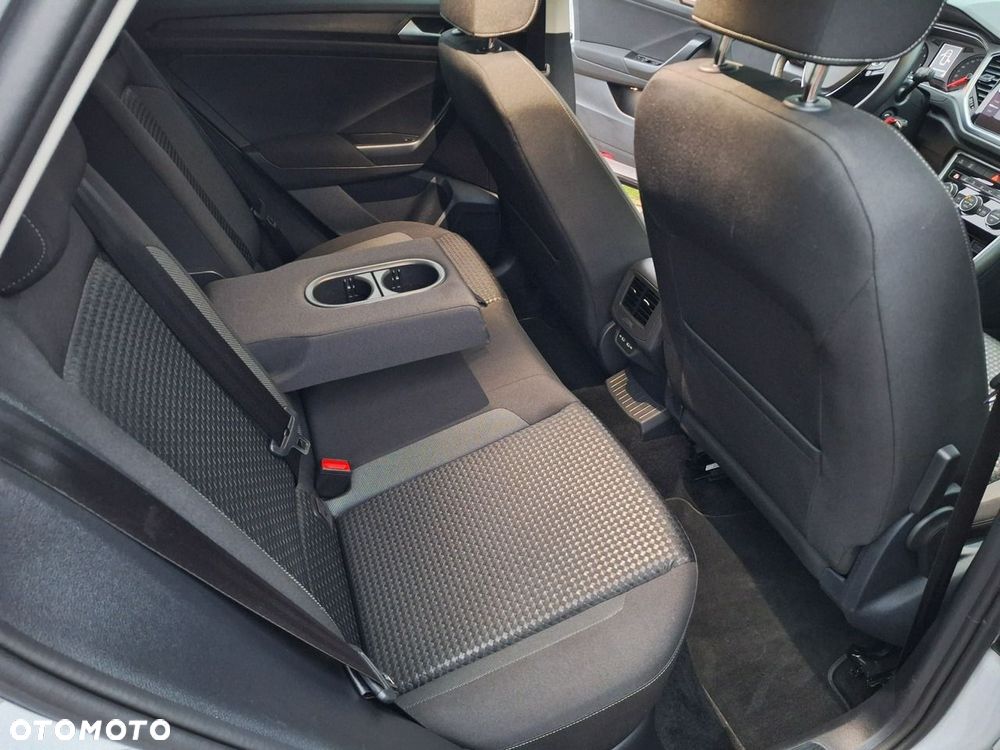 Volkswagen T-Roc 1.0 TSI Active - 17